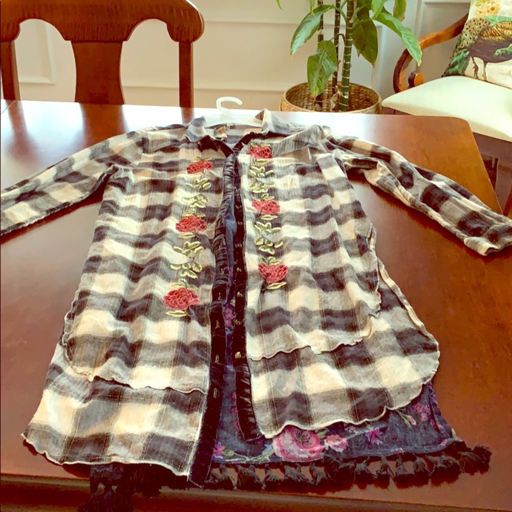 Adorable plaid and floral duster.